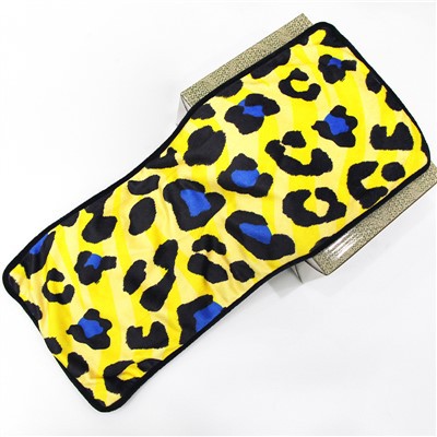 تکشاخ مخمل دار رنگین کمان